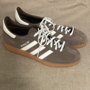Adidas Spezial Brown and White Sneakers (Never been worn)